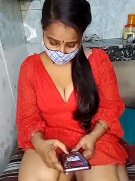 Snapshot of Minu_love chatting on 02-02-26, 06:17 Minu love online show from 02-02-26, 06:17