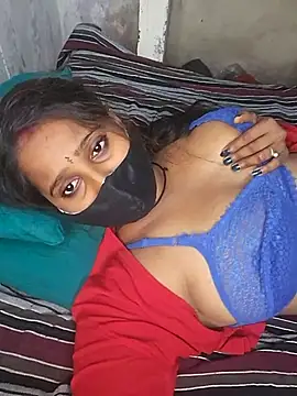 Snapshot of Minu_love chatting on 02-03-26, 10:48 Minu love online show from 02-03-26, 10:48