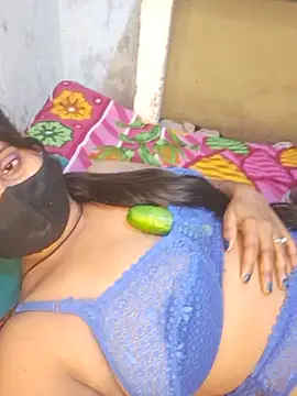 Snapshot of Minu_love chatting on 02-21-26, 05:58 Minu love online show from 02-21-26, 05:58