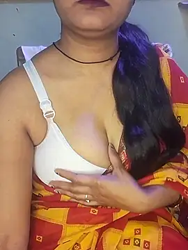 Snapshot of Minu_love chatting on 02-25-26, 08:57 Minu love online show from 02-25-26, 08:57