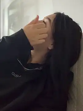 Snapshot of Scarlett_12 chatting on 09-15-25, 11:43 Scarlett 12 online show from 09-15-25, 11:43