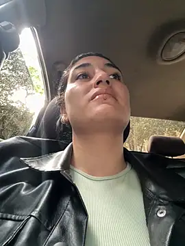 Snapshot of Scarlett_12 chatting on 10-18-25, 11:55 Scarlett 12 online show from 10-18-25, 11:55