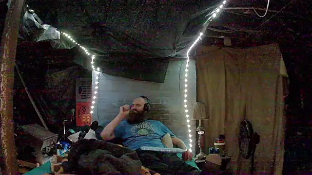 Cowboy815 online show from 11-29-25, 01:41