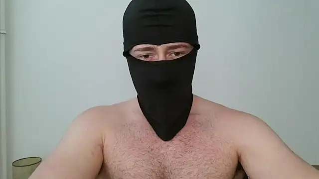 Snapshot of PhantomGent chatting on 06-12-26, 02:16 PhantomGent online show from 06-12-26, 02:16