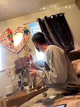 Snapshot of jaycoy22 chatting on 09-10-25, 08:36 jaycoy22 online show from 09-10-25, 08:36