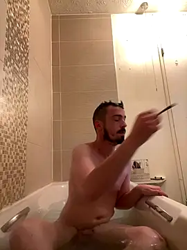 Snapshot of jaycoy22 chatting on 09-26-25, 12:42 jaycoy22 online show from 09-26-25, 12:42