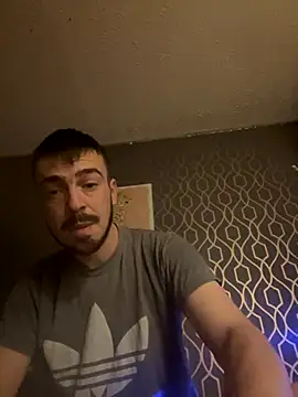 Snapshot of jaycoy22 chatting on 09-30-25, 11:54 jaycoy22 online show from 09-30-25, 11:54