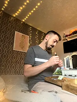 Snapshot of jaycoy22 chatting on 11-01-25, 12:29 jaycoy22 online show from 11-01-25, 12:29