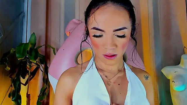 Snapshot of Cristal_Gem1 chatting on 07-13-26, 11:02 Cristal Gem1 online show from 07-13-26, 11:02