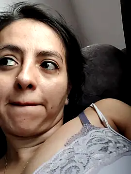 Snapshot of salo-rousee chatting on 09-25-25, 08:56 salo-rousee online show from 09-25-25, 08:56