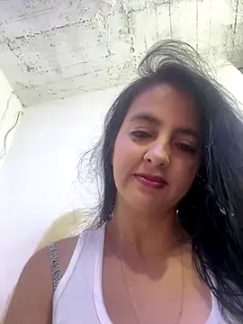 Snapshot of salo-rousee chatting on 11-12-25, 05:57 salo-rousee online show from 11-12-25, 05:57