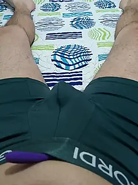 Snapshot of este_juan chatting on 09-13-25, 09:58 este juan online show from 09-13-25, 09:58