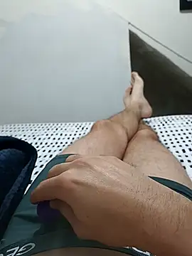 Snapshot of este_juan chatting on 09-26-25, 02:59 este juan online show from 09-26-25, 02:59