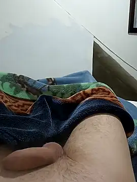 Snapshot of este_juan chatting on 11-13-25, 04:22 este juan online show from 11-13-25, 04:22