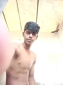 monster 33 online show from 10-20-25, 02:45