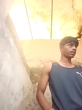 monster 33 online show from 02-10-26, 08:18