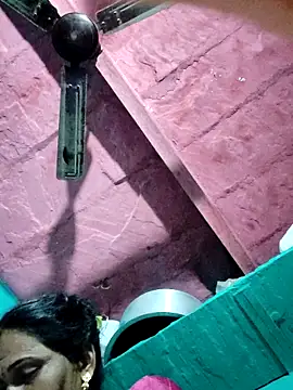 Pooja750 online show from 10-12-25, 07:57