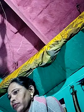 Pooja750 online show from 11-05-25, 08:42