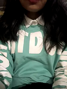 Snapshot of seemujaan chatting on 11-27-25, 02:02 seemujaan online show from 11-27-25, 02:02