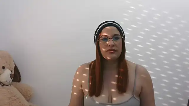 Cuquita83 online show from 12-18-24, 09:25