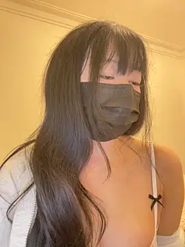 Minnie-2025 online show from 12-20-25, 05:53