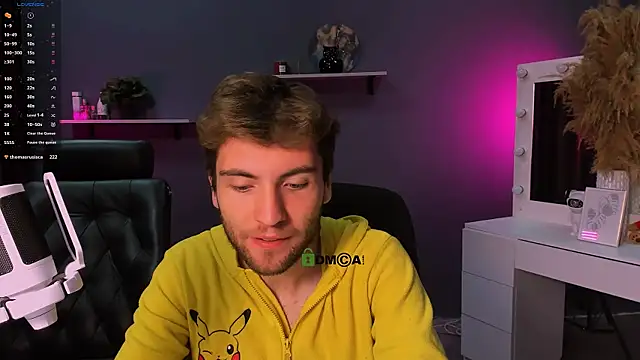 Snapshot of joseph_bear_ chatting on 10-06-25, 02:20 joseph bear online show from 10-06-25, 02:20