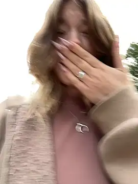 Mimiumuy online show from 09-22-25, 02:08