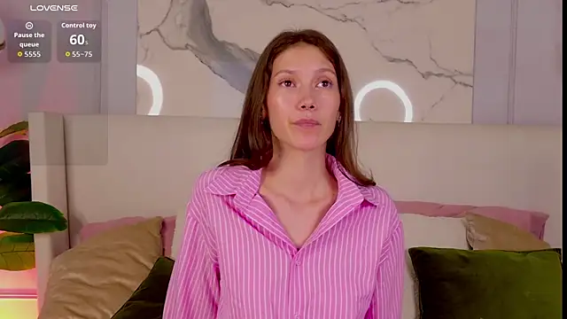 Snapshot of MaryNixon_ chatting on 07-11-26, 05:32 MaryNixon online show from 07-11-26, 05:32