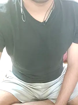 riyamore9623 online show from 11-08-25, 07:19