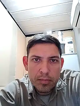 Snapshot of Az-09Ga chatting on 06-04-26, 12:33 Az-09Ga online show from 06-04-26, 12:33