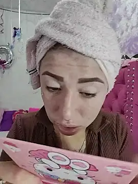 Snapshot of Kitty_Melodi chatting on 06-20-26, 11:02 Kitty Melodi online show from 06-20-26, 11:02