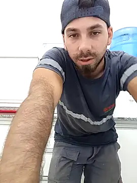 Lushakuiron1 online show from 12-20-25, 02:13