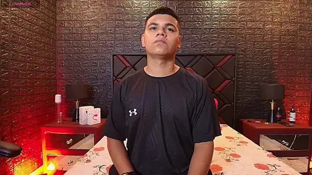 DannySamm online show from 12-16-25, 04:06