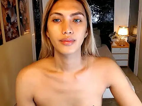 Snapshot of AthenaFLamia chatting on 11-22-25, 11:59 AthenaFLamia online show from 11-22-25, 11:59