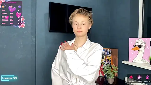 Snapshot of Mary_Smitt chatting on 05-28-26, 10:45 Mary Smitt online show from 05-28-26, 10:45