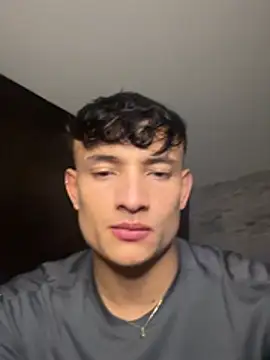 Snapshot of DavisFirb chatting on 02-10-26, 02:15 DavisFirb online show from 02-10-26, 02:15