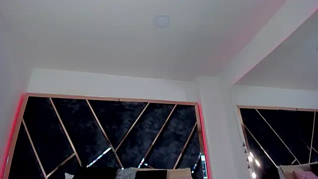 SusanaHenao online show from 09-12-25, 07:58