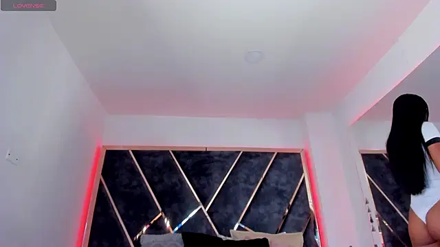 SusanaHenao online show from 09-30-25, 07:08