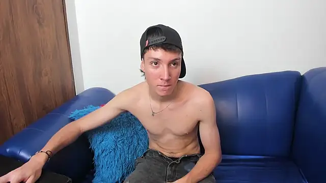 LittleDanny  online show from 12-19-25, 07:32