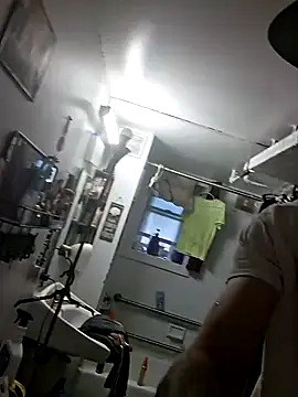 jizzyglizzy92 online show from 07-29-26, 07:01