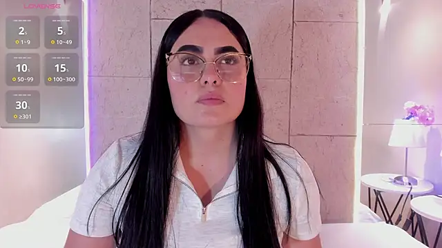 sofiiacarson online show from 05-19-26, 08:04
