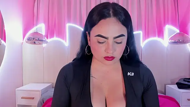 Snapshot of sofiiacarson chatting on 07-08-26, 02:21 sofiiacarson online show from 07-08-26, 02:21