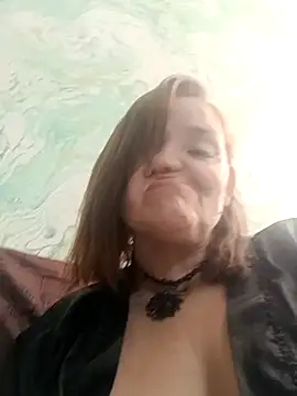 Snapshot of MayaLuna1 chatting on 09-20-25, 03:02 MayaLuna1 online show from 09-20-25, 03:02