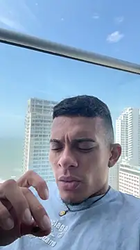 Mrjustin sebas online show from 02-25-26, 06:17