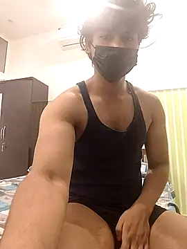 Snapshot of Goodmens5 chatting on 06-11-26, 02:37 Goodmens5 online show from 06-11-26, 02:37
