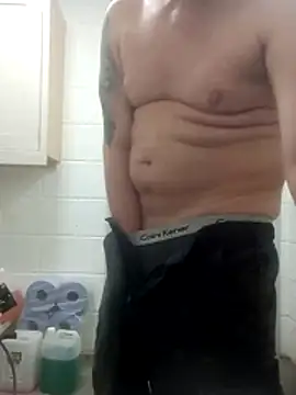 Snapshot of phil4fun4 chatting on 11-18-25, 04:22 phil4fun4 online show from 11-18-25, 04:22