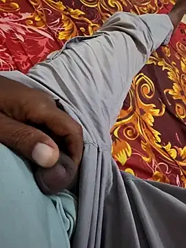 Snapshot of sagar_067 chatting on 10-22-25, 12:16 sagar 067 online show from 10-22-25, 12:16