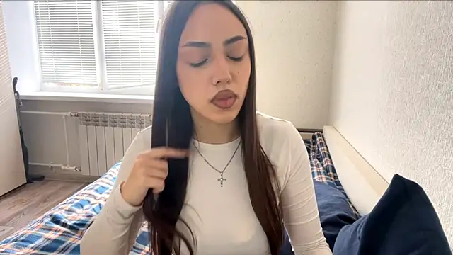 Snapshot of Leaf_Unto chatting on 10-02-25, 10:55 Leaf Unto online show from 10-02-25, 10:55