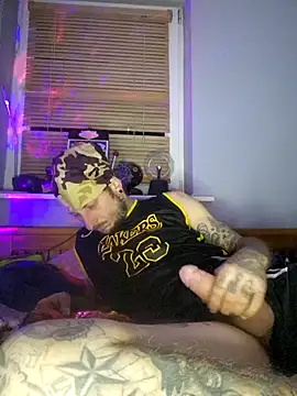 Snapshot of MODEST11_MMiILOO_AMARO chatting on 10-23-25, 03:39 MODEST11 MMiILOO AMARO online show from 10-23-25, 03:39