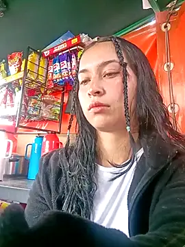 Snapshot of Sol_Sunny chatting on 07-11-26, 08:55 Sol Sunny online show from 07-11-26, 08:55